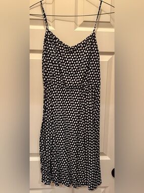 Old Navy Women’s Black and White Spaghetti Strap Dress